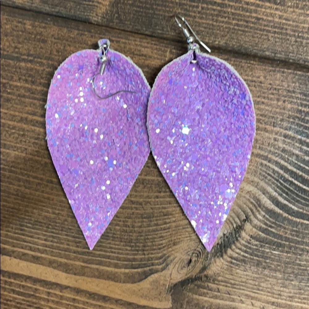 Nwot faux leather purple sparkle earrings